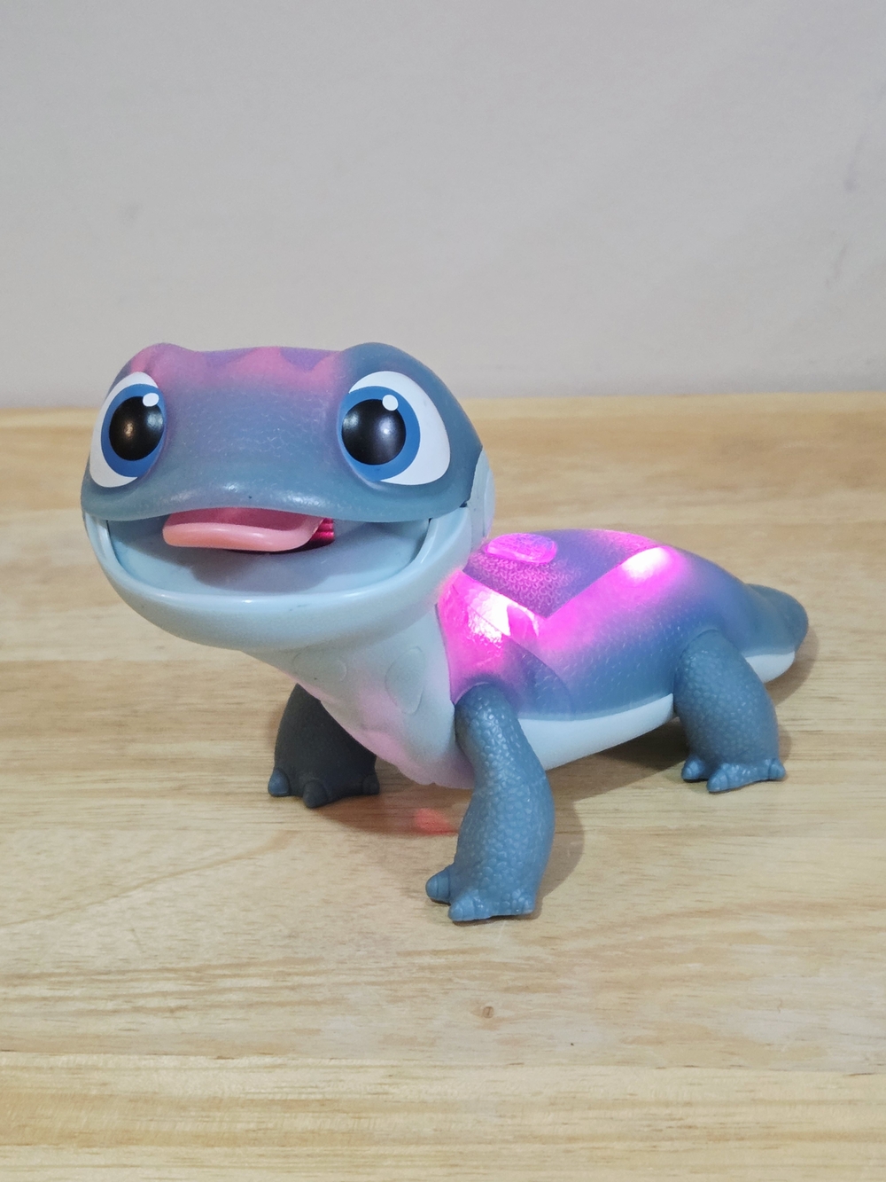 *4 for $30* Frozen 2 Fire Spirit's Snowy Snack Bruni 7" Interactive Toy Figure